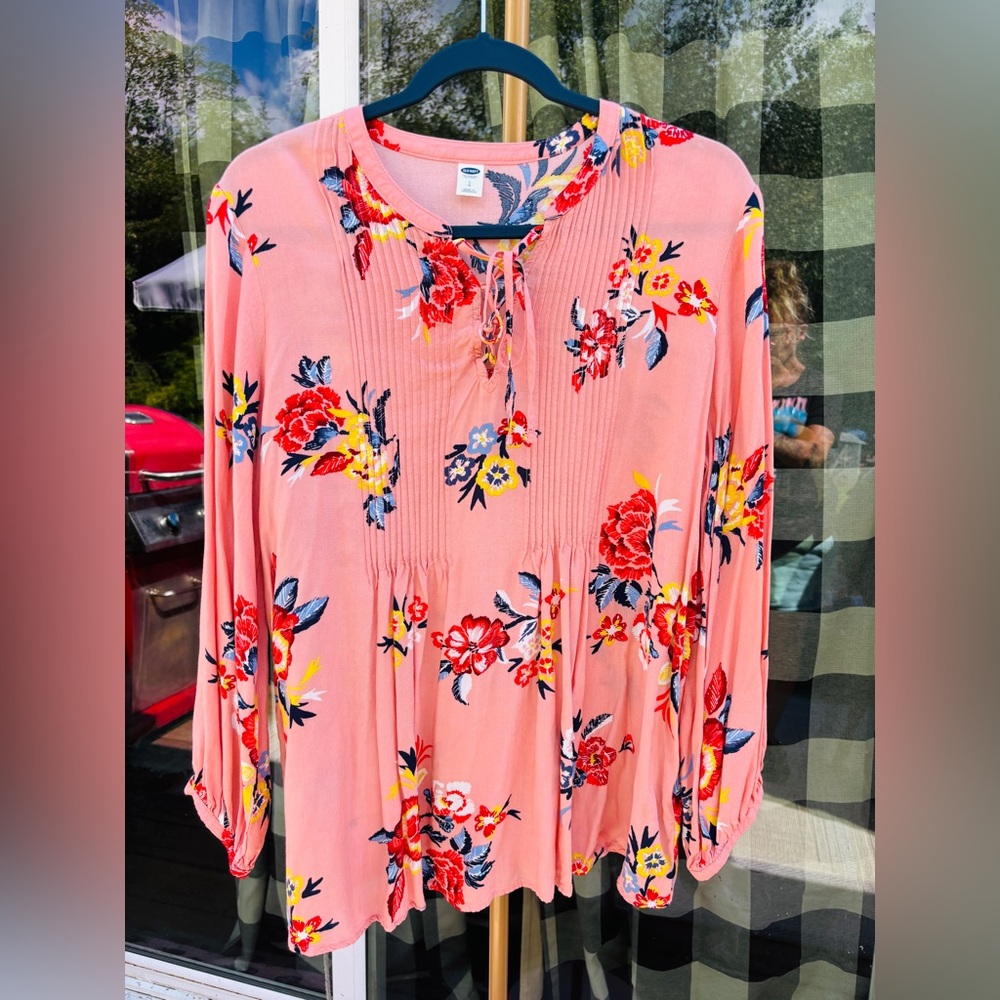 Old Navy Pink Floral Blouse
